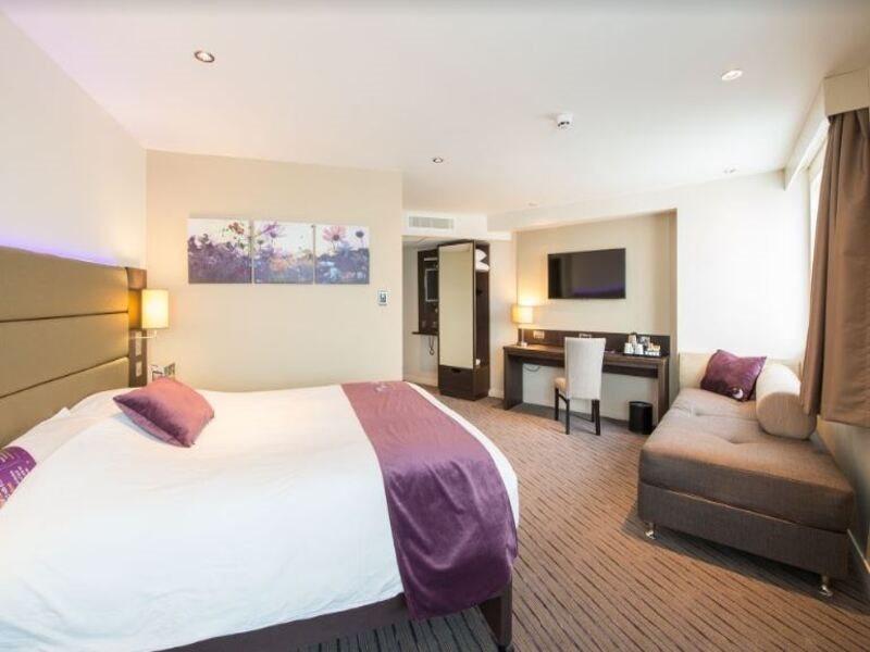Premier Inn Exmouth Seafront Exterior photo